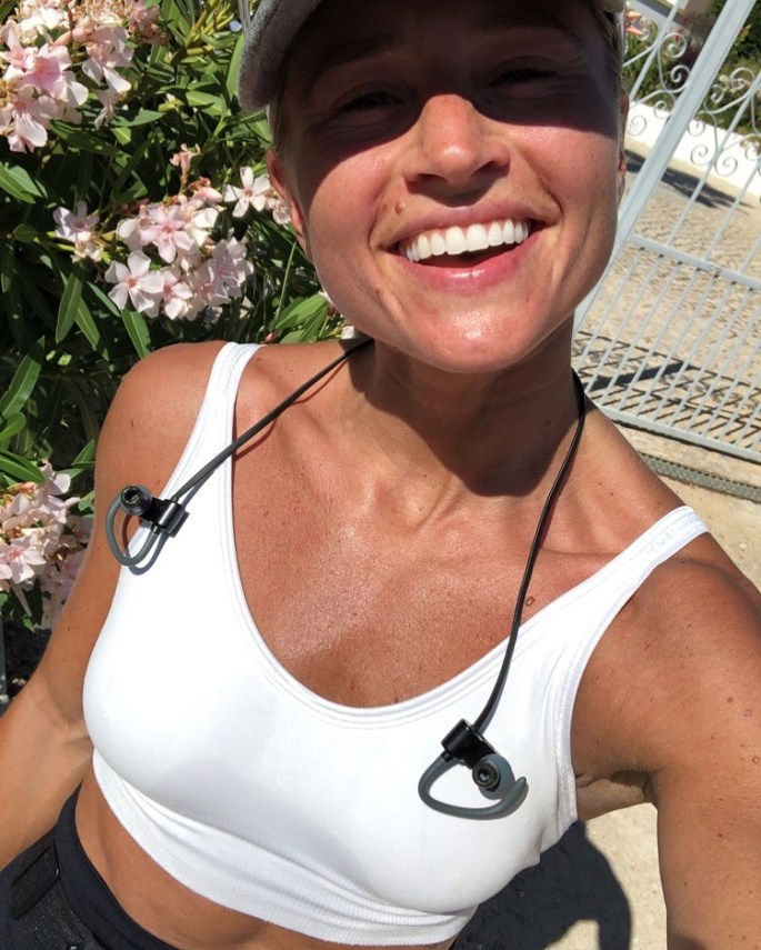 E81A7BE8-0CD6-4B1D-84B4-7114F017420E